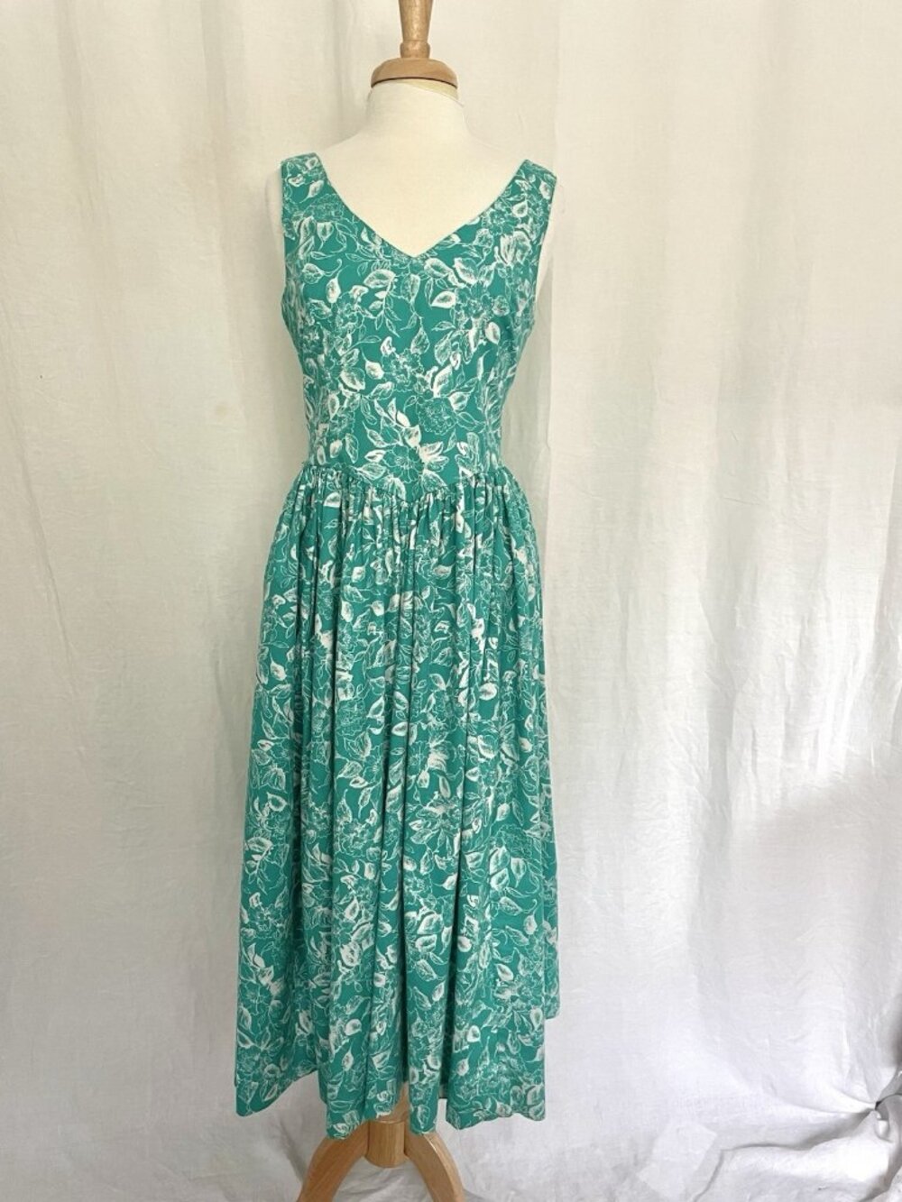 Vintage 1980s LAURA ASHLEY Floral Cottagecore Sleeveless Dress Teal size 12
